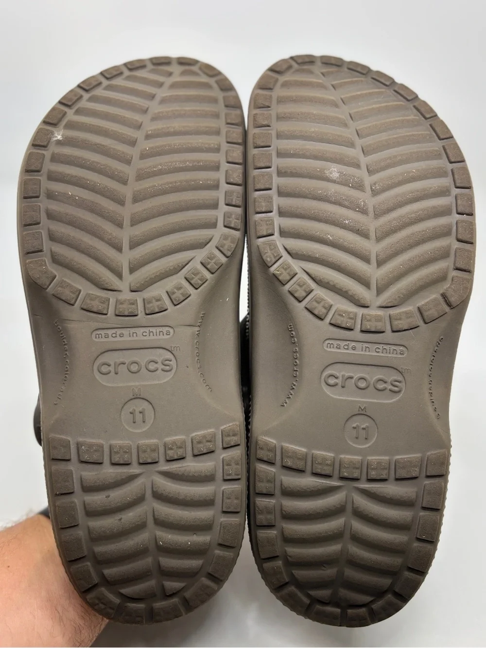 Crocs Classic Clogs Espresso Brown Men’s Size 11 Lightweight Comfort Shoes